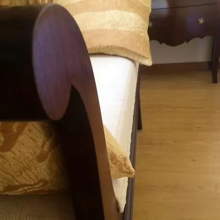 Spacious With Sea View In - 120 M², Fireplace *