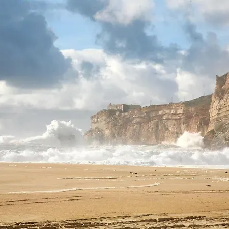 Appartamento Spacious With Sea View In - 120 M², Fireplace Nazaré