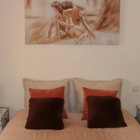 Spacious With Sea View In - 120 M², Fireplace شقة نازاريه