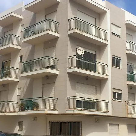 Spacious With Sea View In - 120 M², Fireplace نازاريه