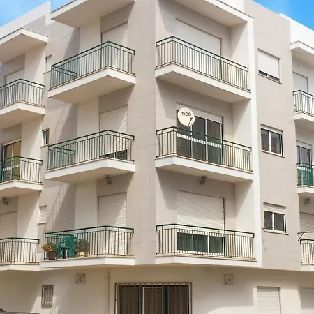Spacious With Sea View In - 120 M², Fireplace Apartment *